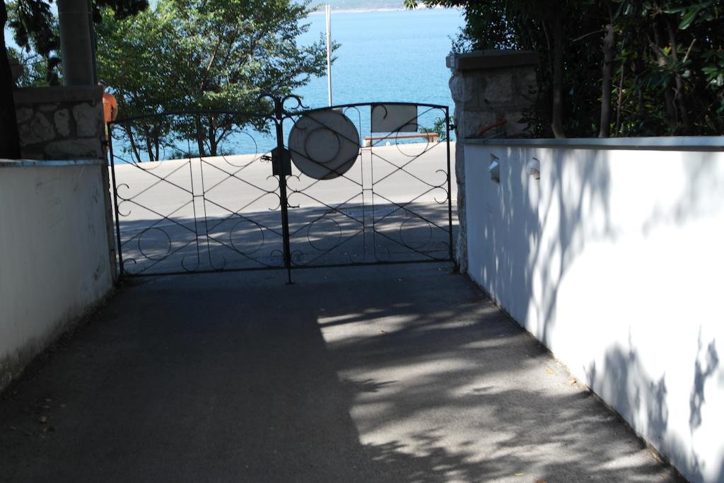 Apartments Laci Crikvenica Eksteriør billede