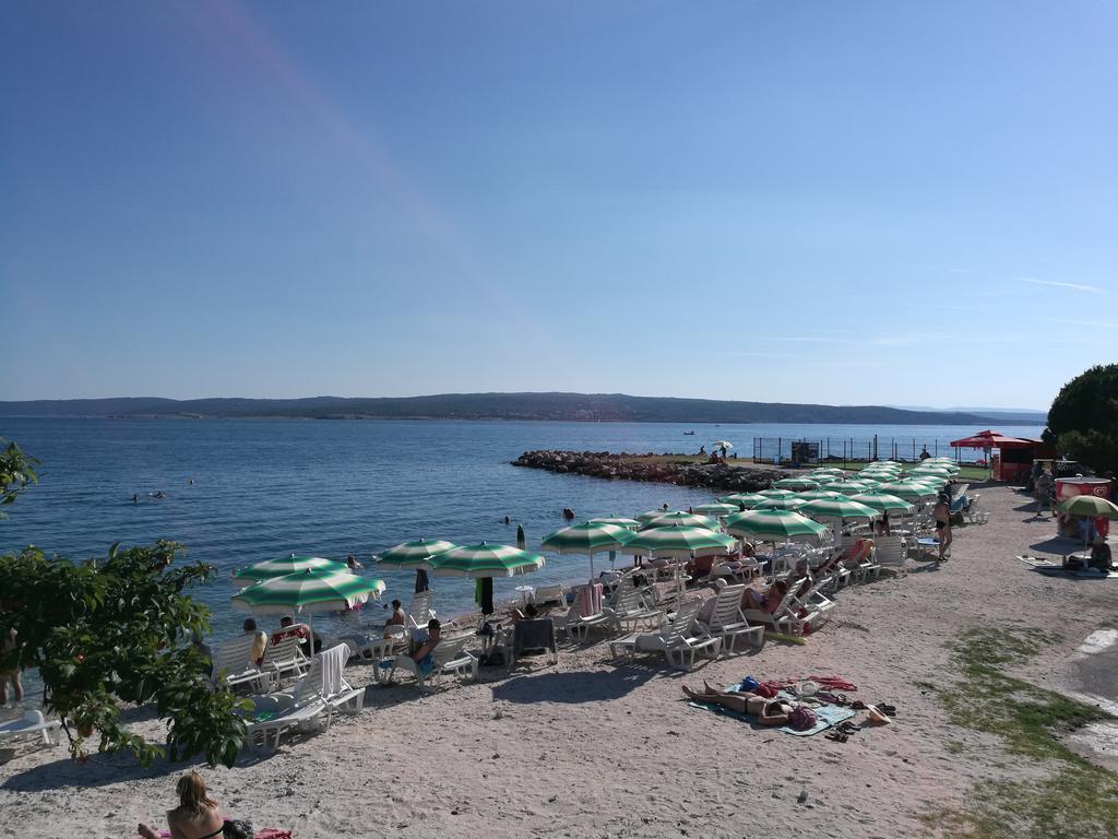 Apartments Laci Crikvenica Eksteriør billede