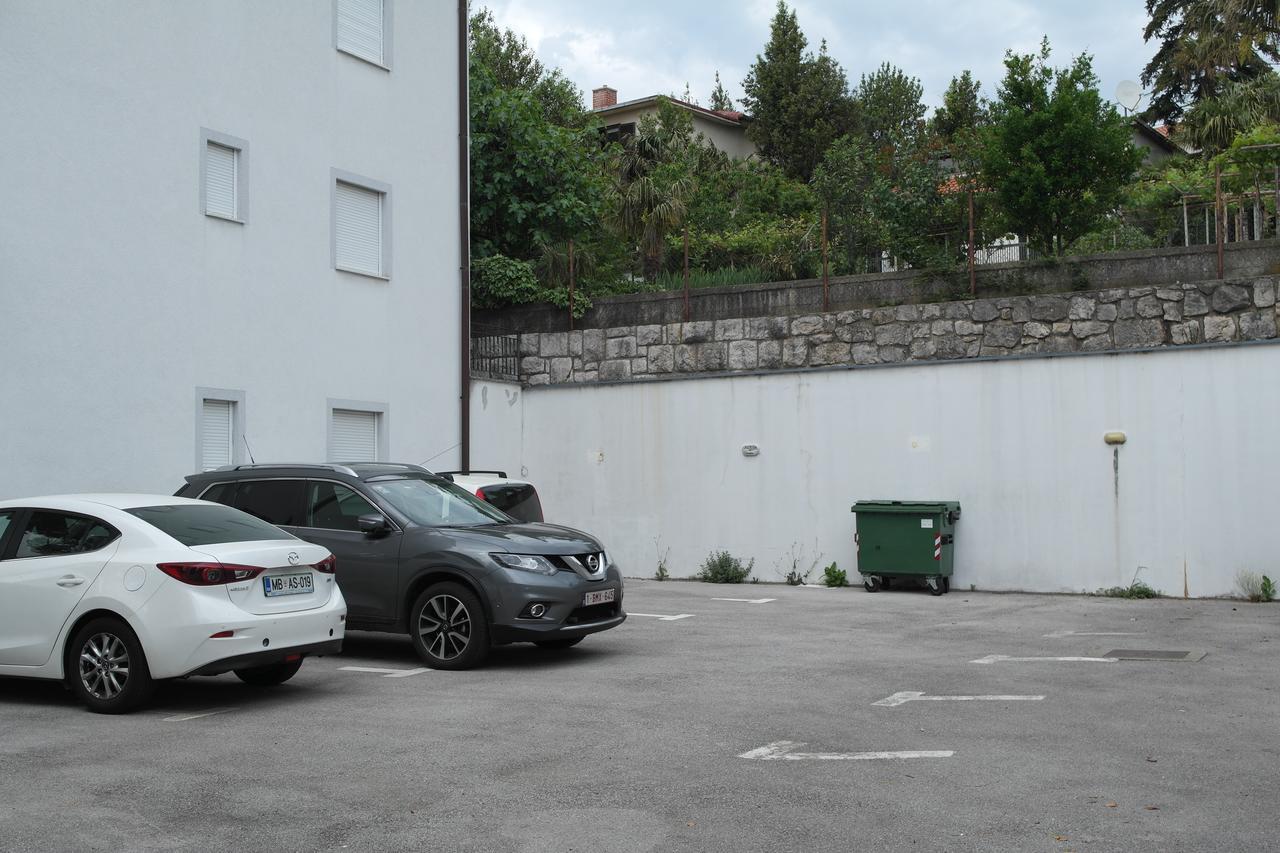 Apartments Laci Crikvenica Eksteriør billede
